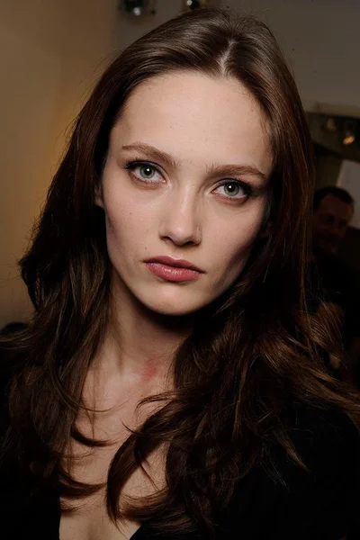 Look 2